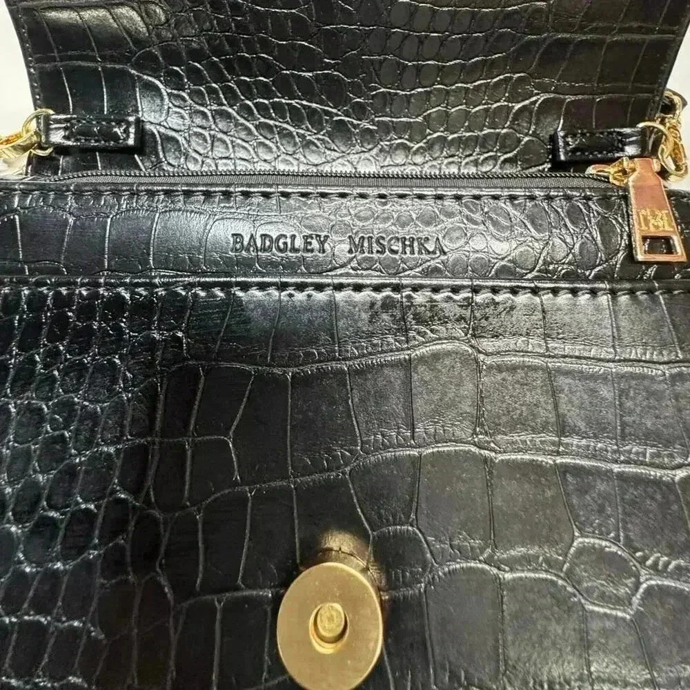 Badgley Mischka Black Crossbody Crocodile Bag / Clutch - Picture 10 of 15